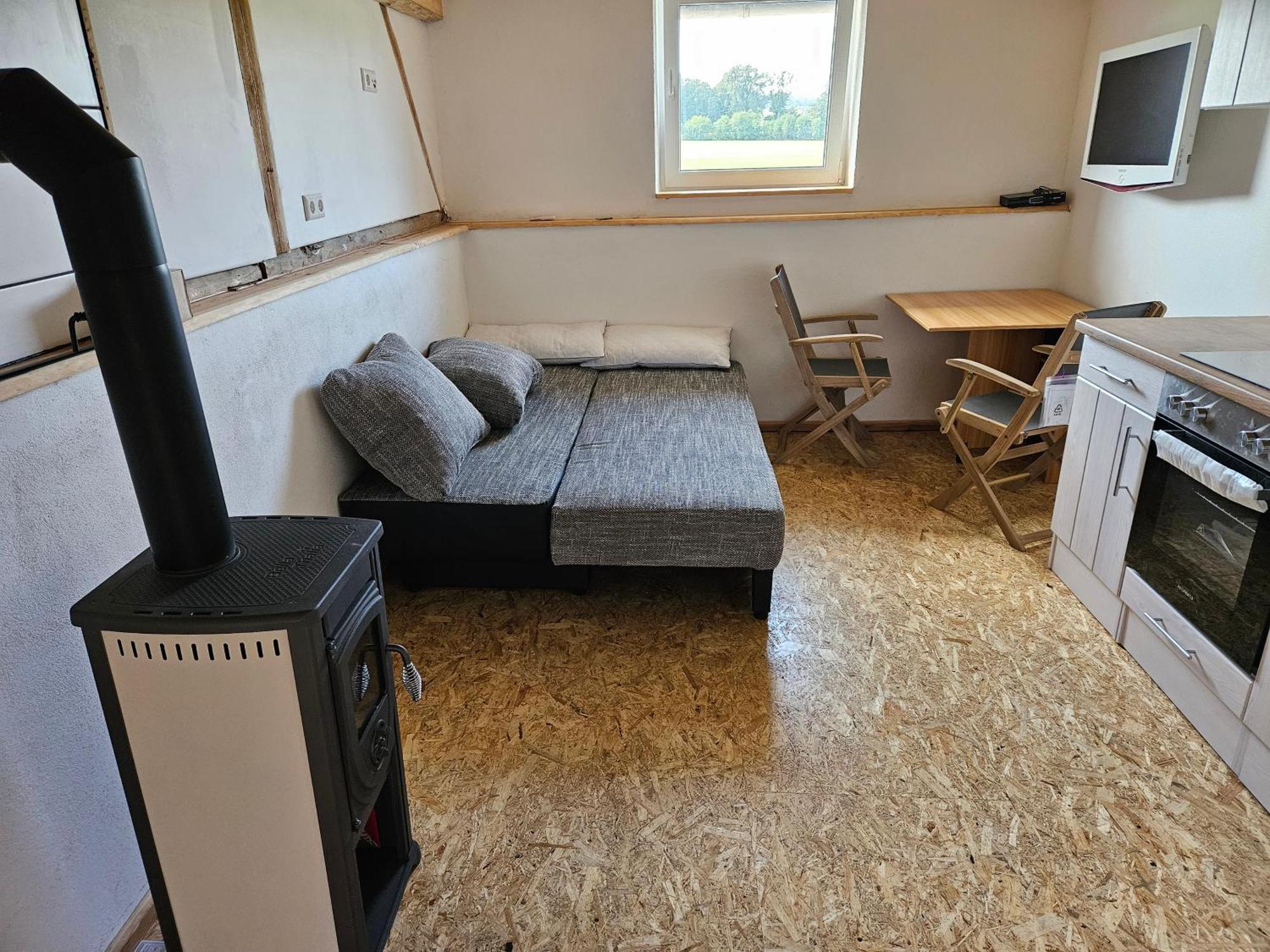 Unterkunft , Ferienwohnung Auf Dem Land, Monteurswohnung คาเมนซ์ ภายนอก รูปภาพ